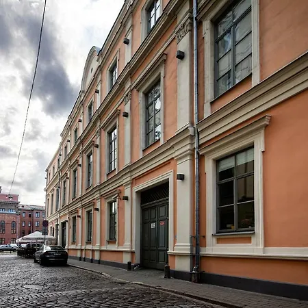 Апартаменты Old Two Level With River View